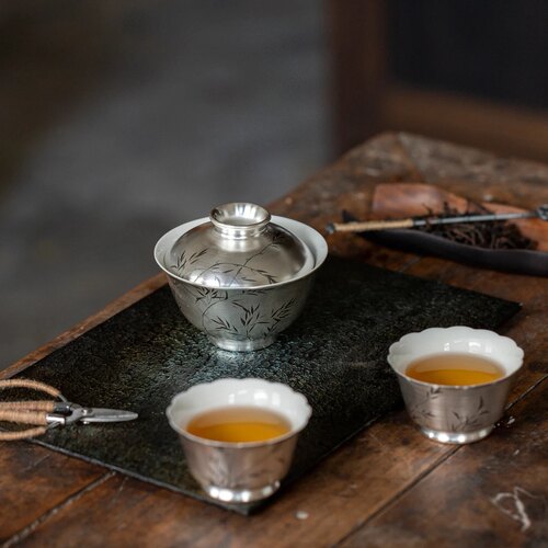 鎏银陶瓷手绘竹影品茗杯元宝盖碗