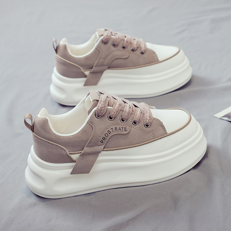 2025秋冬季网红小白女鞋新款百搭爆款厚底板鞋运动老爹鞋子ins潮