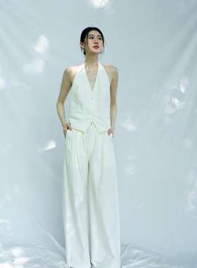 RR2024SS原创设计师品牌 简约露背挂脖马甲