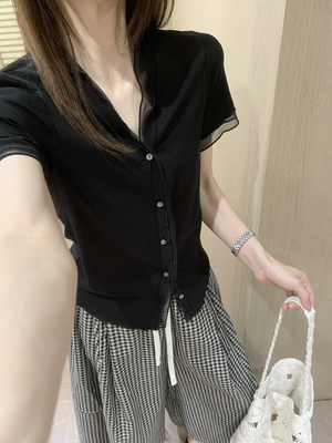设计感上衣网纱拼接短袖T恤女