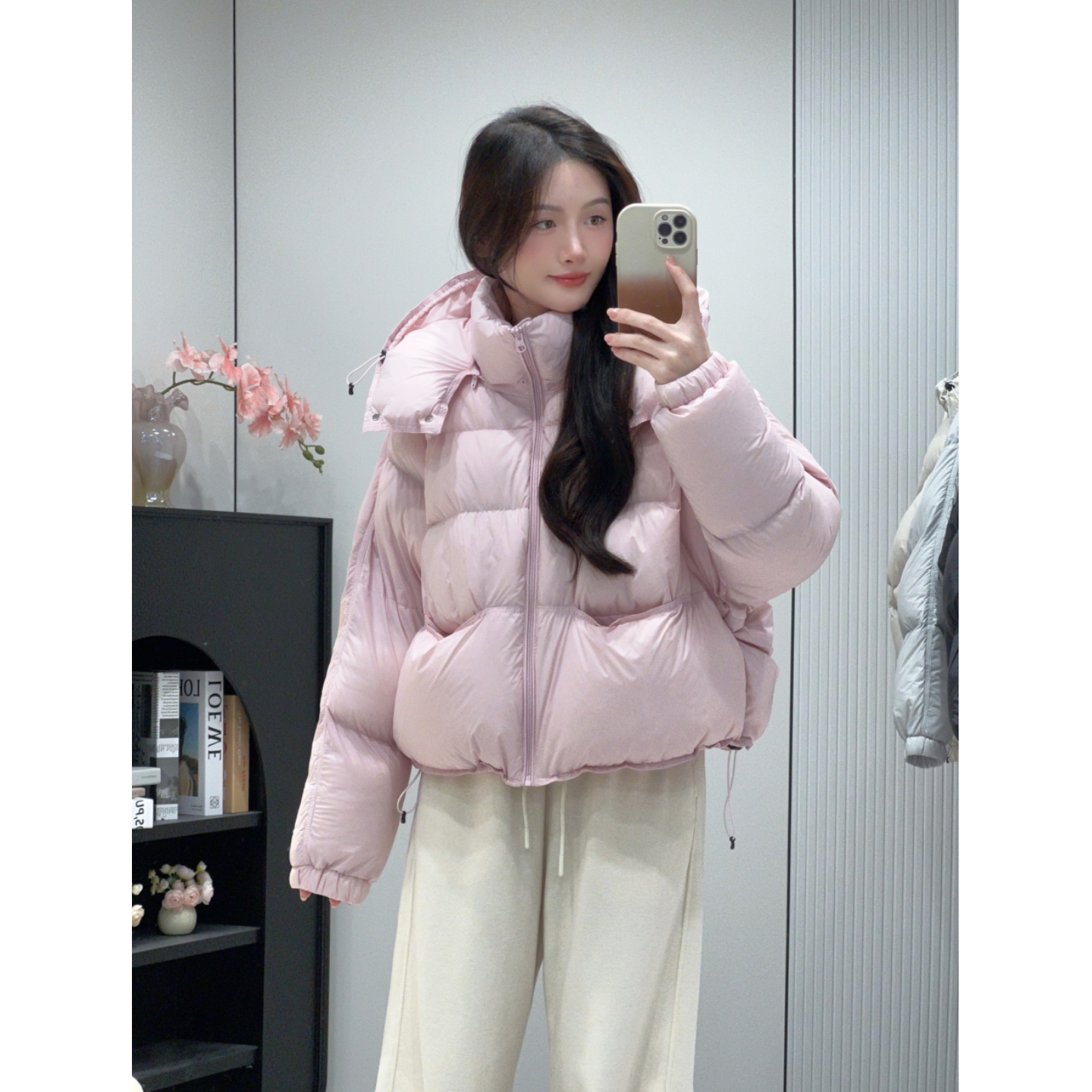 超好看的韩系泡芙羽绒服女短款宽松2025冬季新款90白鸭绒外套保暖