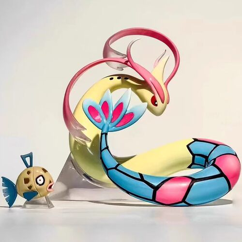 美纳斯进化组手办模型