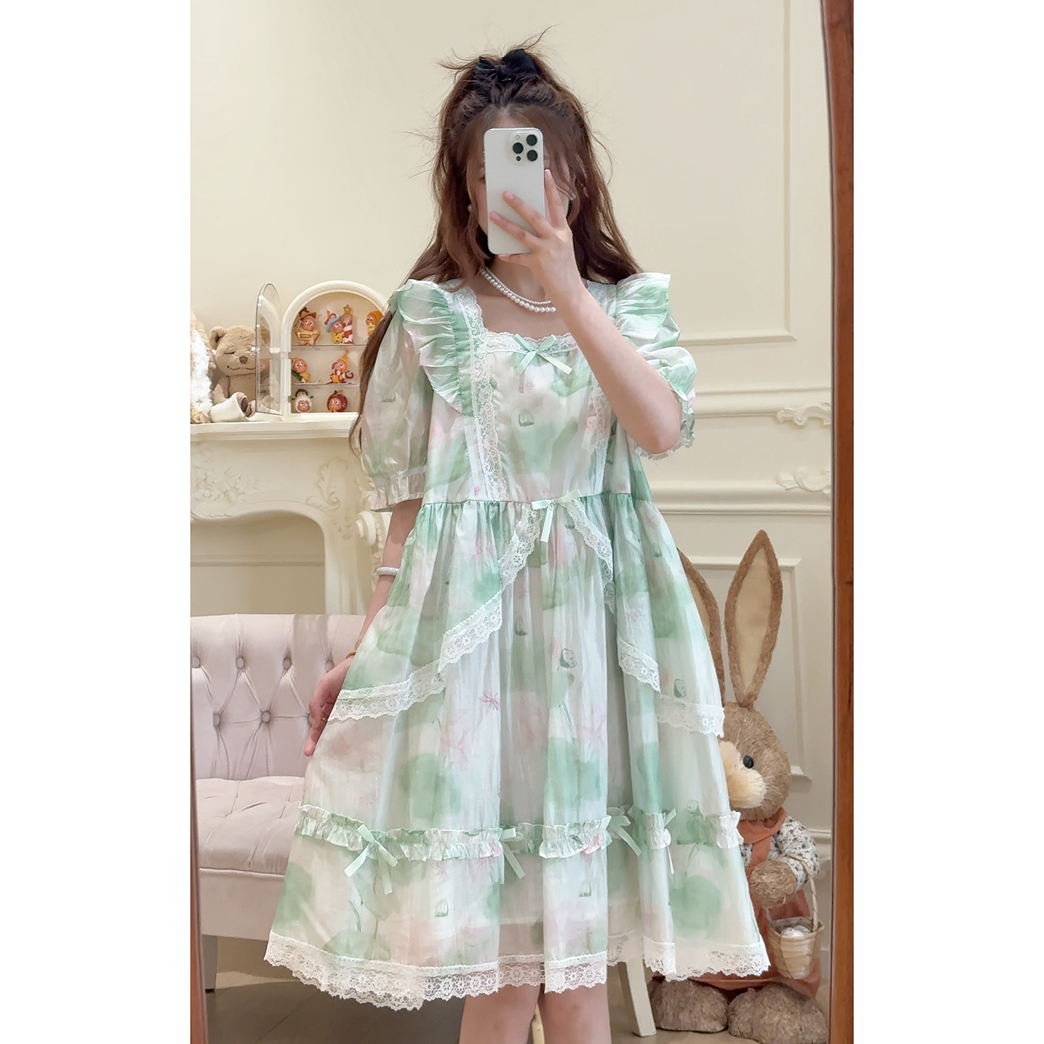 Y4790印花蝴蝶结蕾丝边方领短袖连衣裙
