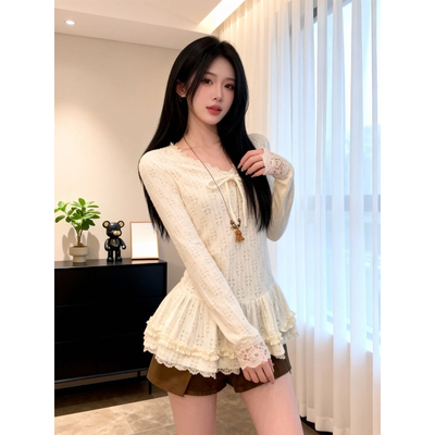 少女感复古奈奈风镂空蕾丝拼接打底衫设计感花苞修身秋冬QD86170