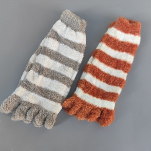 包邮 五指袜直筒无跟分指袜地板袜脚趾袜25元 女士羽绒纱厚款 冬季