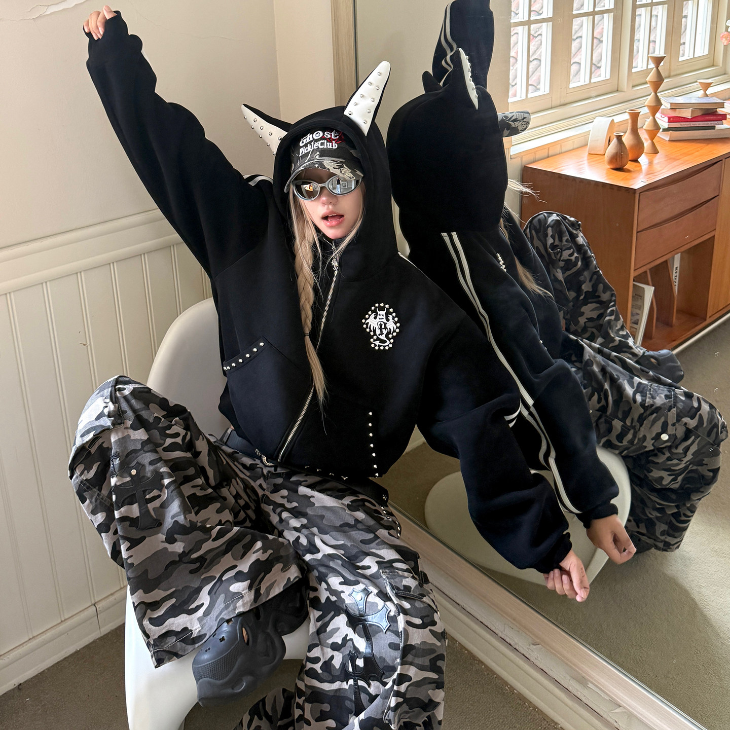 梁拌泡菜美式复古小恶魔卫衣外套男女原创设计宽松休闲百搭帽衫,女装/女士精品,卫衣/绒衫,淘宝优惠券,粉丝福利购,淘宝优惠卷