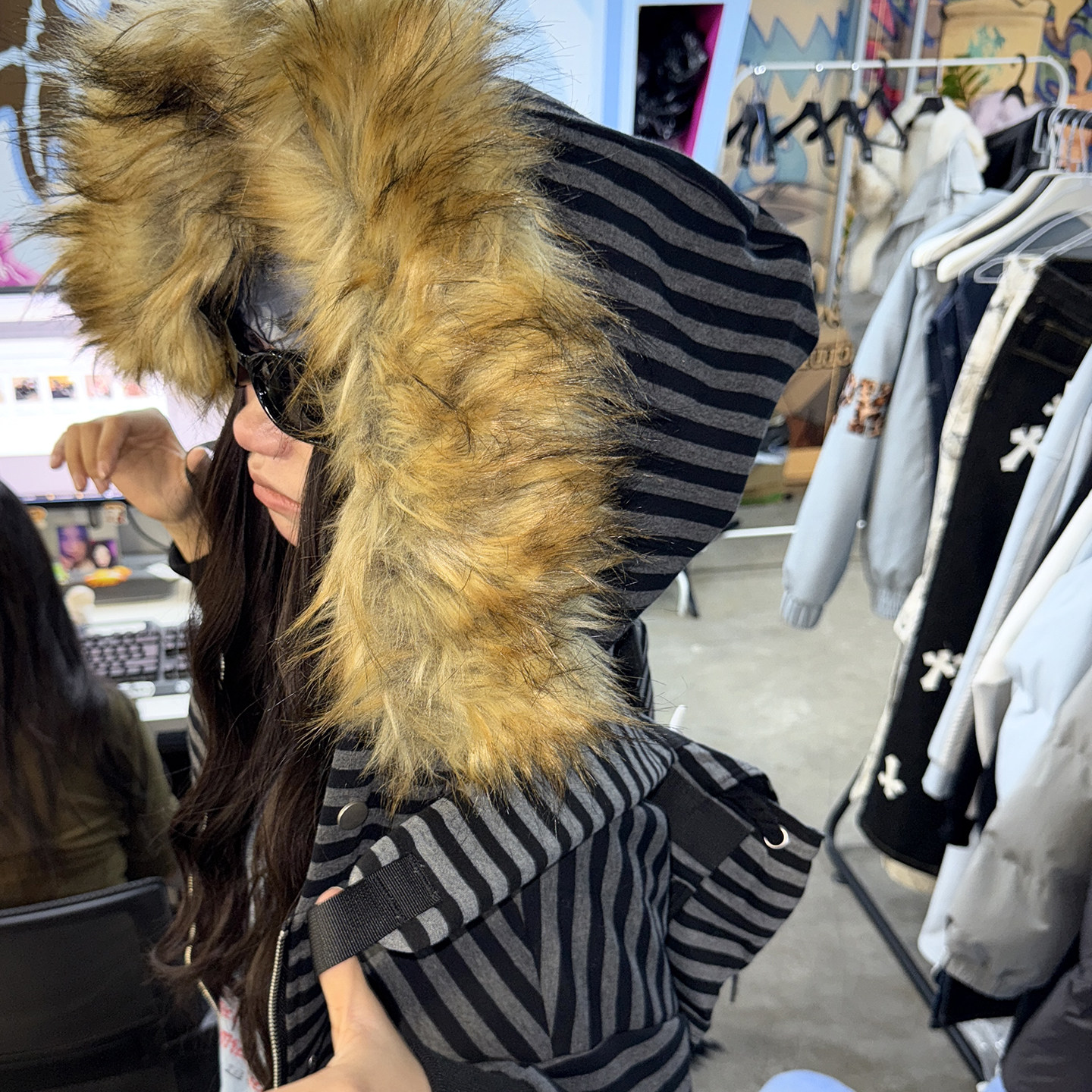 梁拌泡菜美式复古毛毛领短款连帽卫衣外套女设计感街头开衫上衣,女装/女士精品,卫衣/绒衫,淘宝优惠券,粉丝福利购,淘宝优惠卷