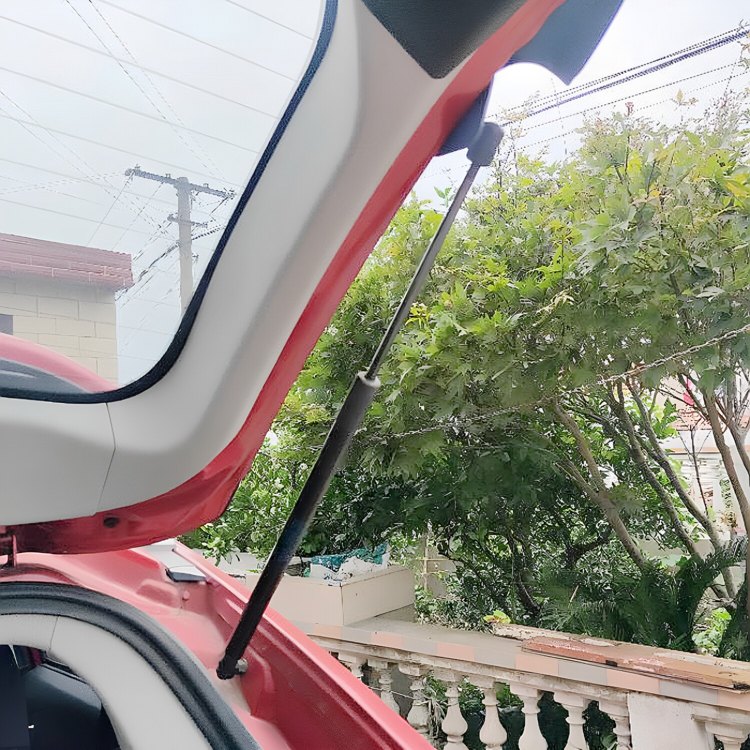 纳智捷 优6   suv  大7后备箱 汽车  支撑杆 液压杆  后门油压杆