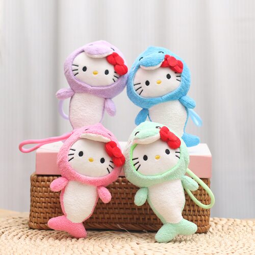 HelloKitty鲨鱼造型毛绒挂件凯蒂猫玩具公仔可爱卡通猫咪玩偶挂件