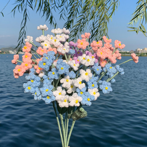 成品纯手工编织满天星花束