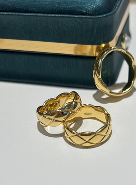 18K金菱格纹戒指不脱模au750金时尚指环叠戴素圈戒子高级感水贝礼