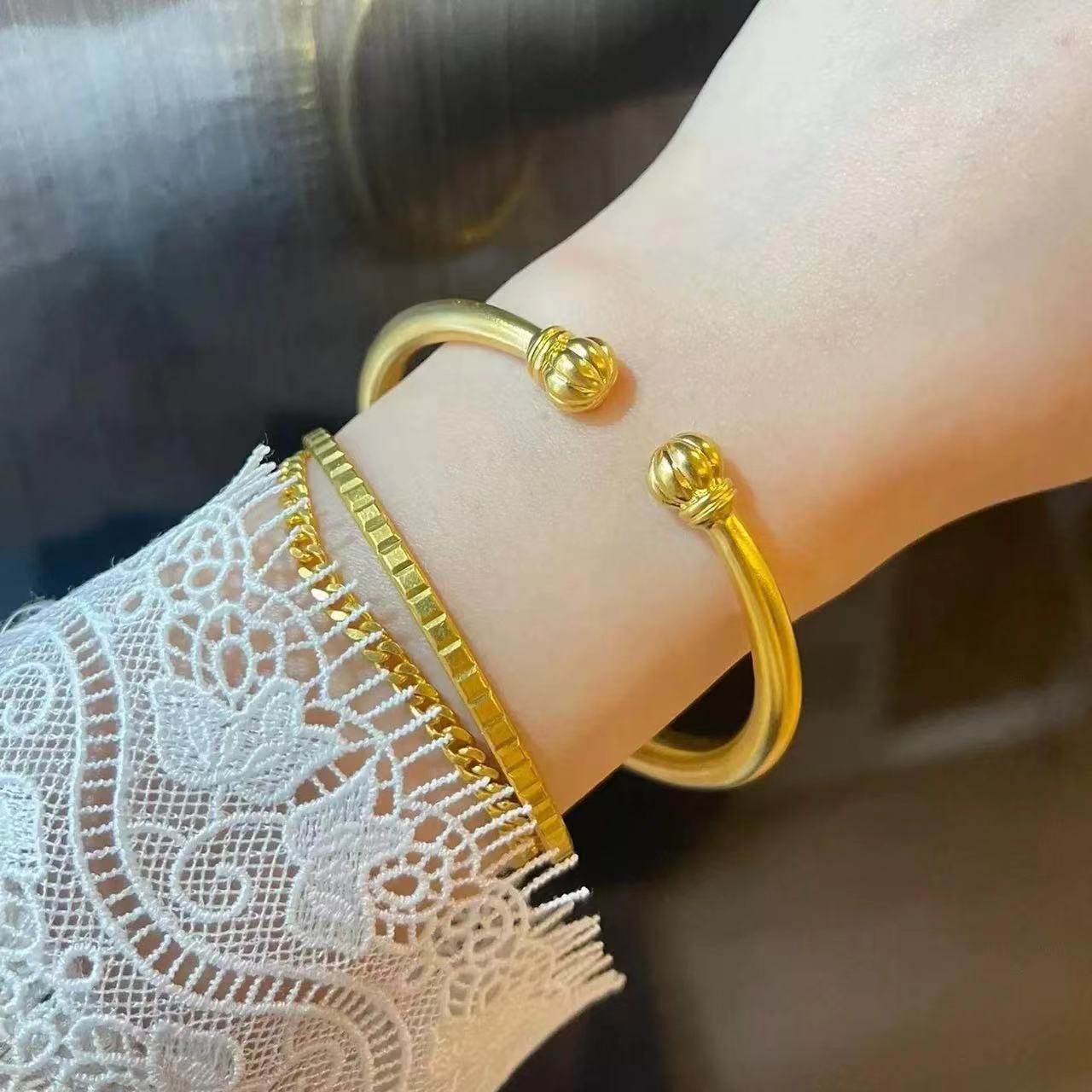 18k金南瓜开口手镯au750彩金简约时尚高级轻奢感开口手镯水贝黄金