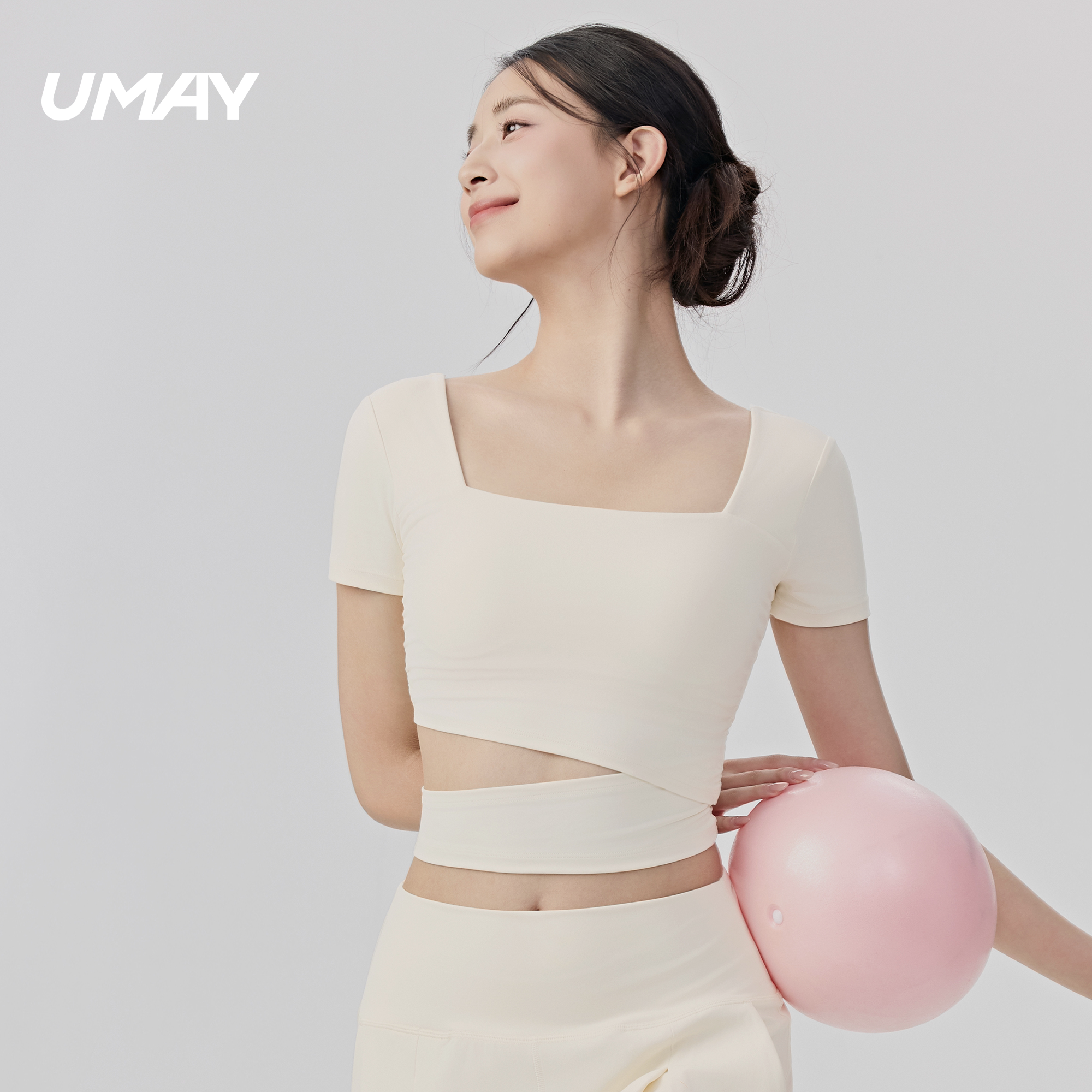 UMAY运动内衣女士新款修身显瘦一体杯瑜伽服运动短袖T恤健身上衣