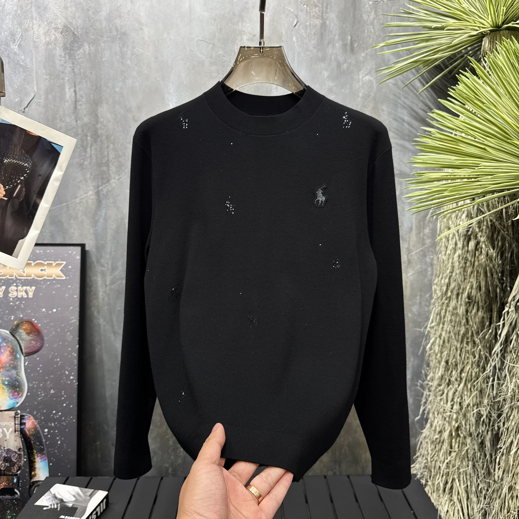 轻奢烫钻小马长袖针织毛衣打底