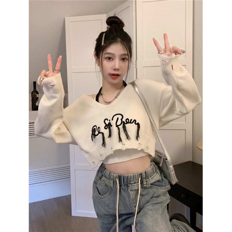 美式刺绣字母V领针织衫女春秋甜辣妹短款修身毛衣挂脖吊带两件套