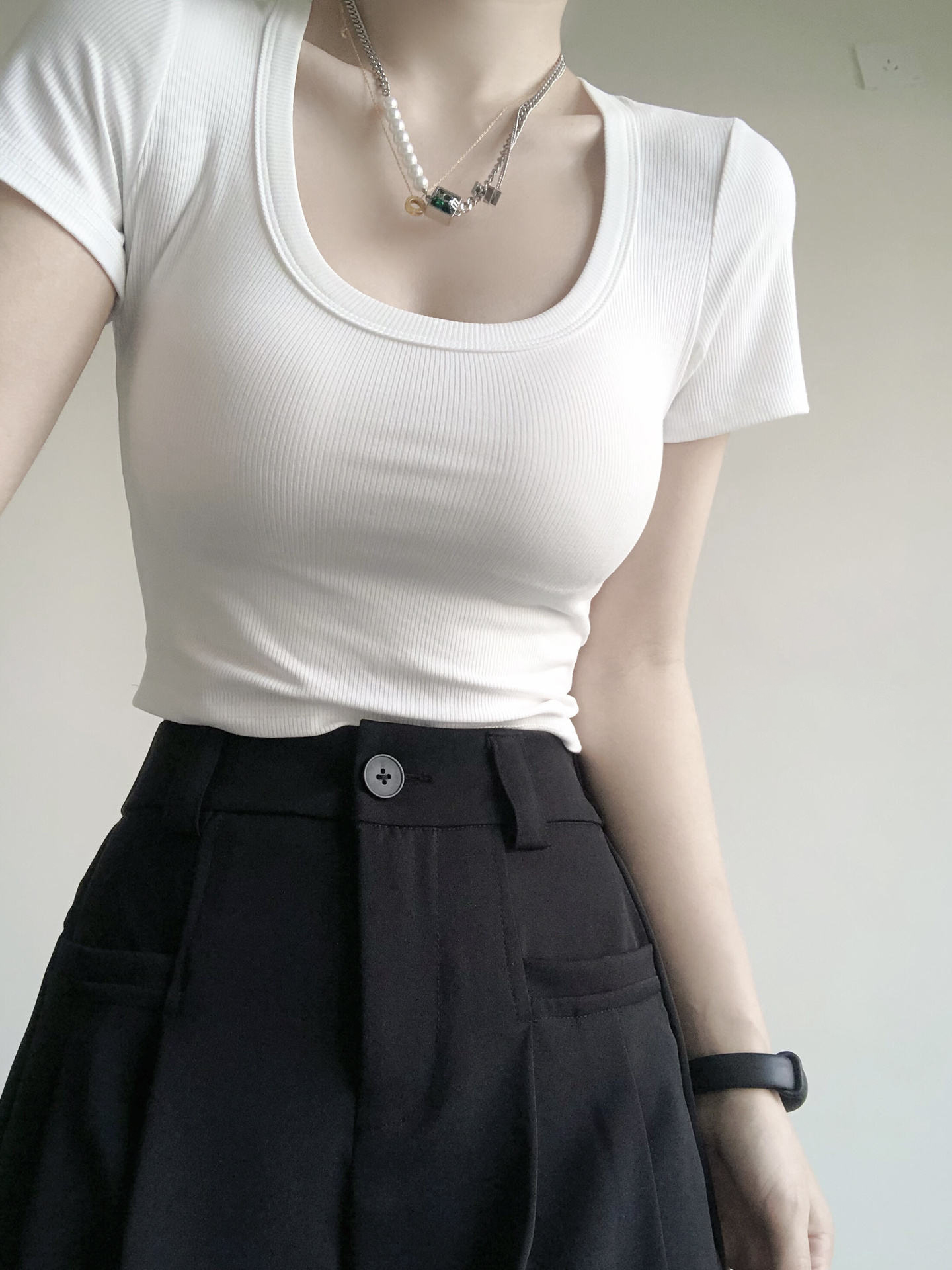 辣妹大领口螺纹上衣in