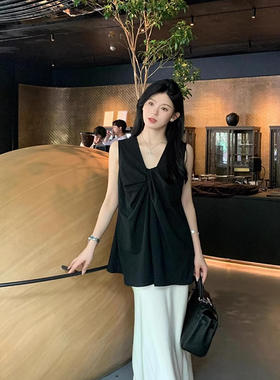 黑色扭结小心机V领背心衬衫女夏季小清新气质宽松中长款甜辣上衣