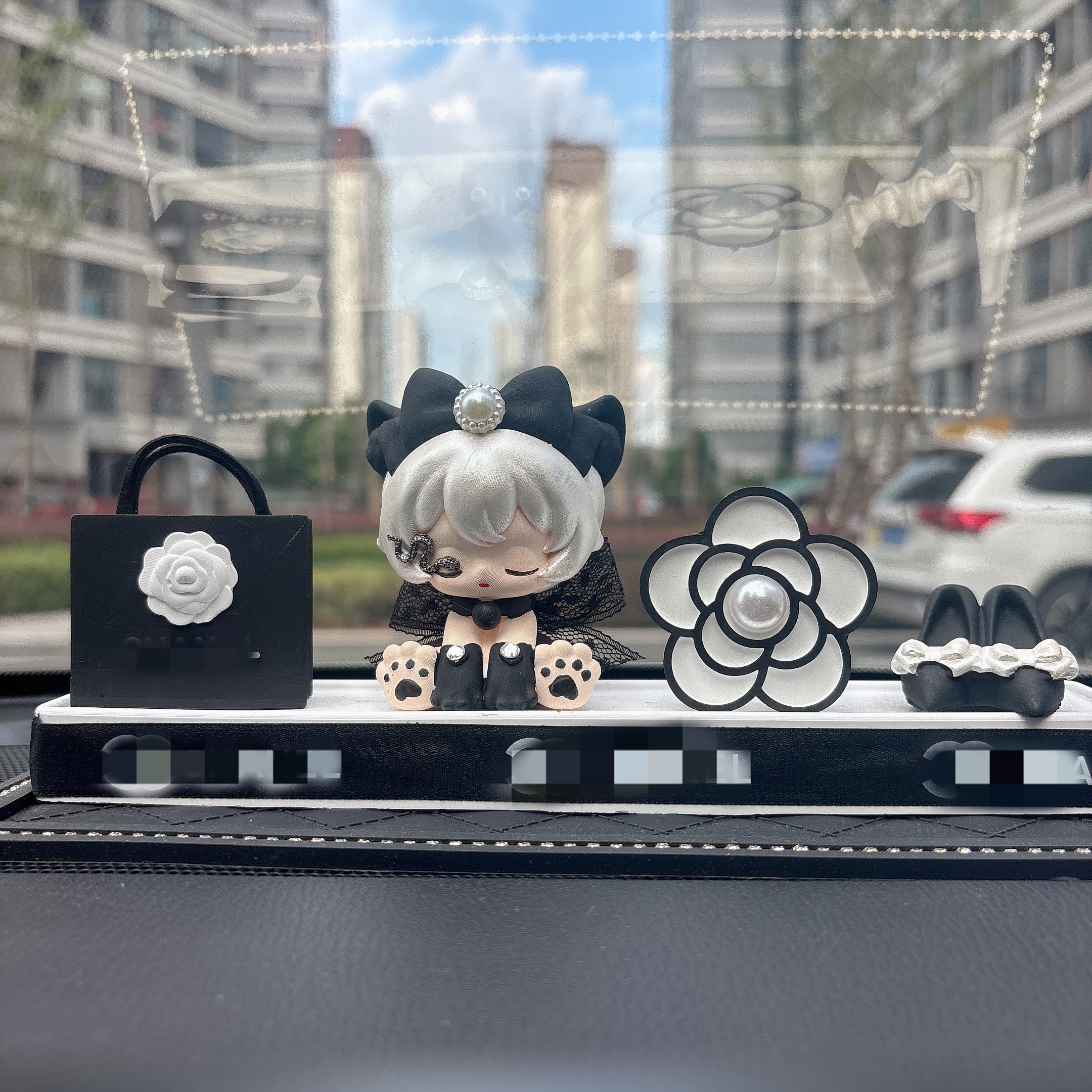 【专利】车载香薰香水扩香石摆件汽车中控台装饰女神车内饰品礼物