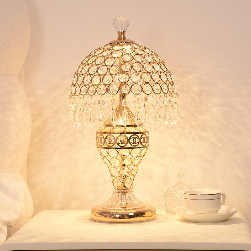 欧式台灯水晶台灯床头灯主卧室轻奢装饰台灯时尚浪漫结婚台灯床头