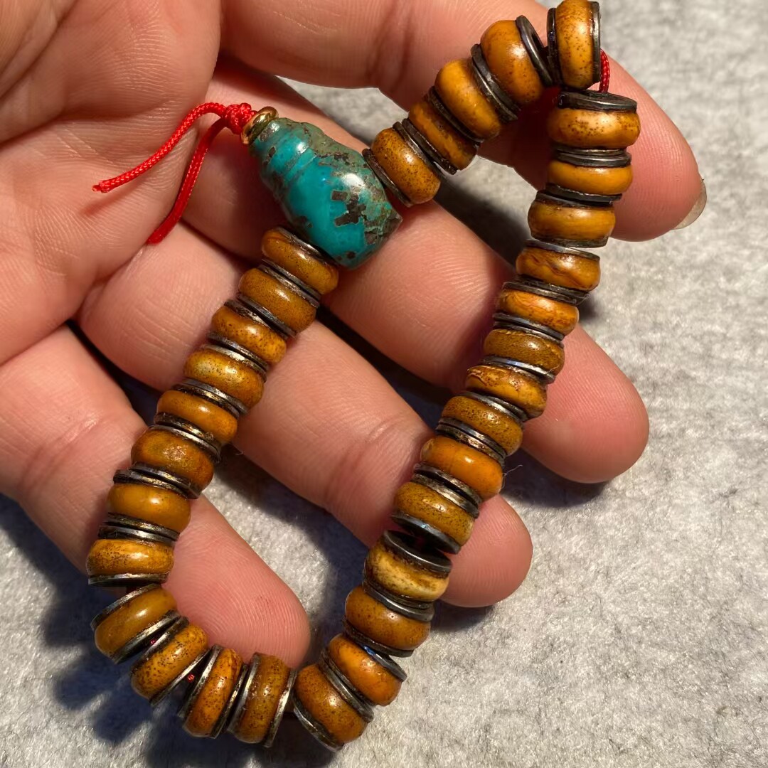 13562   藏传明代老蜜蜡老绿松石佛珠手串藏风复古流行饰品文玩