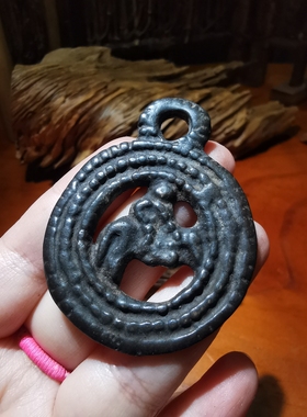 14205  藏传元代传世格萨尔王护身法牌