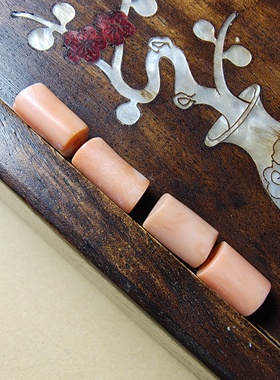 14998   藏传清代老莫莫海鲜剁珠四颗