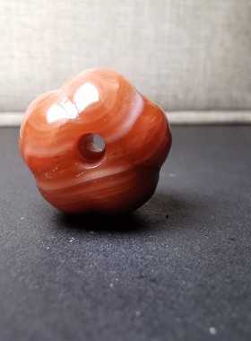 15442藏传老南红玛瑙瓜珠