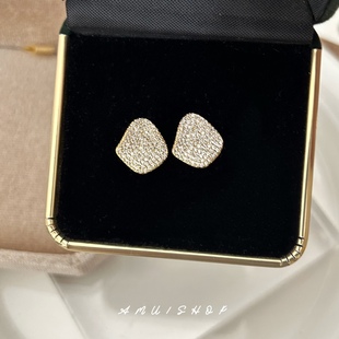 日常满锆高级感耳钉无耳洞耳夹 小巧通勤不规则耳饰 A.MU 小巴黎