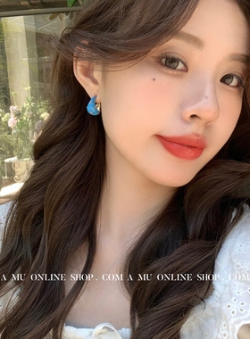 A.MU 度假港风吸睛蓝色滴釉波点半圈银针耳环 别致彩色系耳夹女