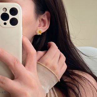 A.MU 韩风夏日透明橘色花朵水晶串珠清新银针耳环耳夹 橘子汽水