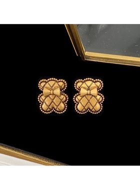 A.MU / 复古可爱小熊做旧耳饰少女小众设计感高级银针耳环耳夹