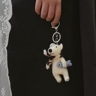 治愈系北极熊钥匙扣尼泊尔进口手工羊毛毡挂件卡通指偶挂饰情侣女