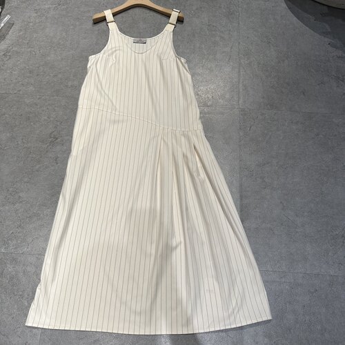 夏季新品女装BENAO设计师品牌米色V领纹无袖褶皱长款连衣裙