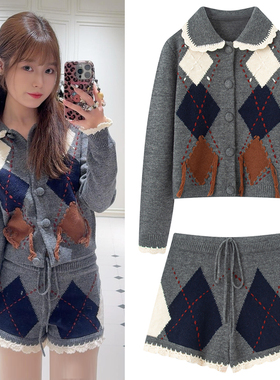 针织两件套2026春季新款复古学院风菱格撞色娃娃领开衫毛衣女短裤