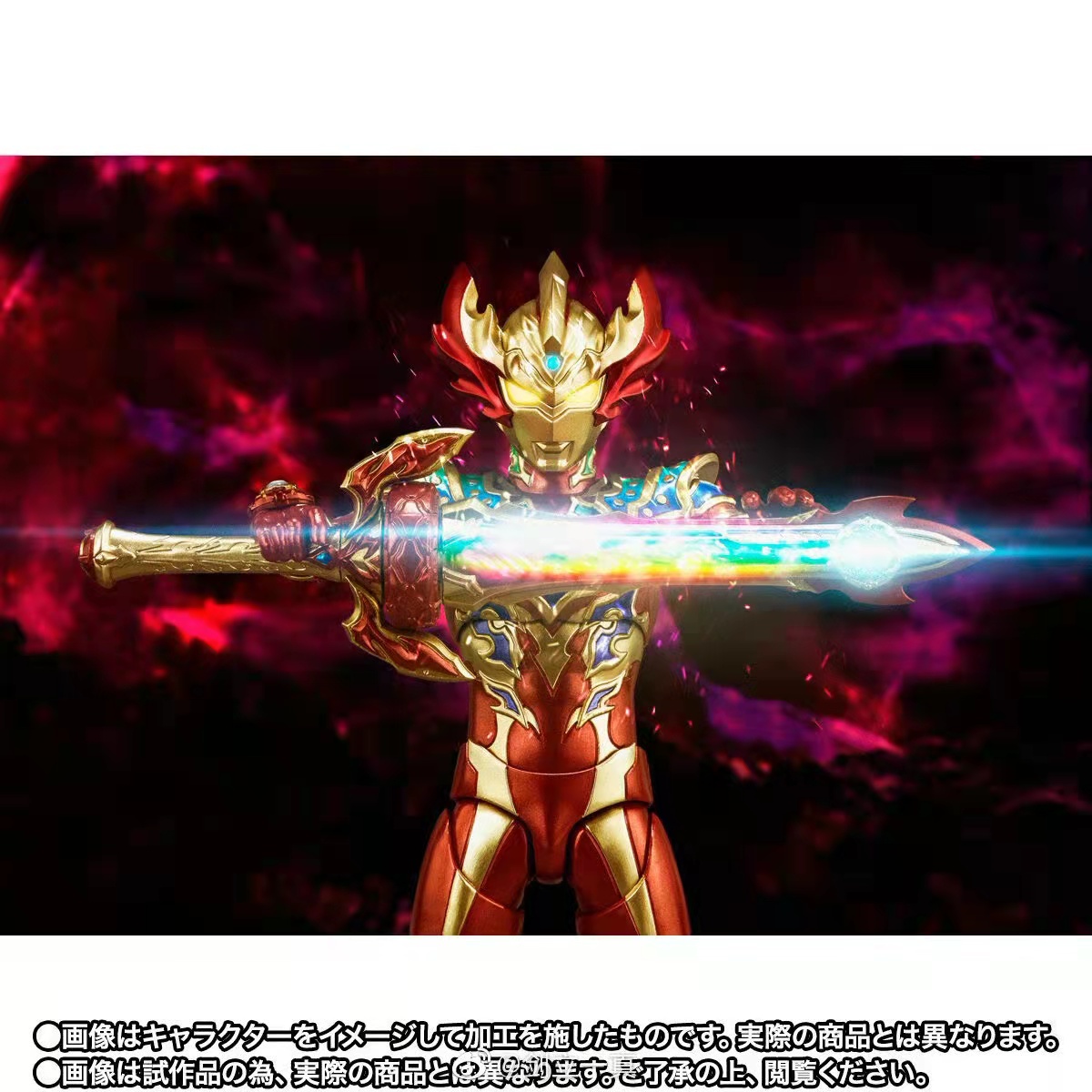 万代SHF泰迦奥特曼三重可动手办