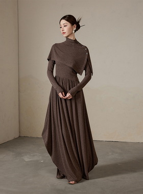 ONMOON 春季不规则围巾领针织裙 2025新款烟灰紫高领气质连衣裙女