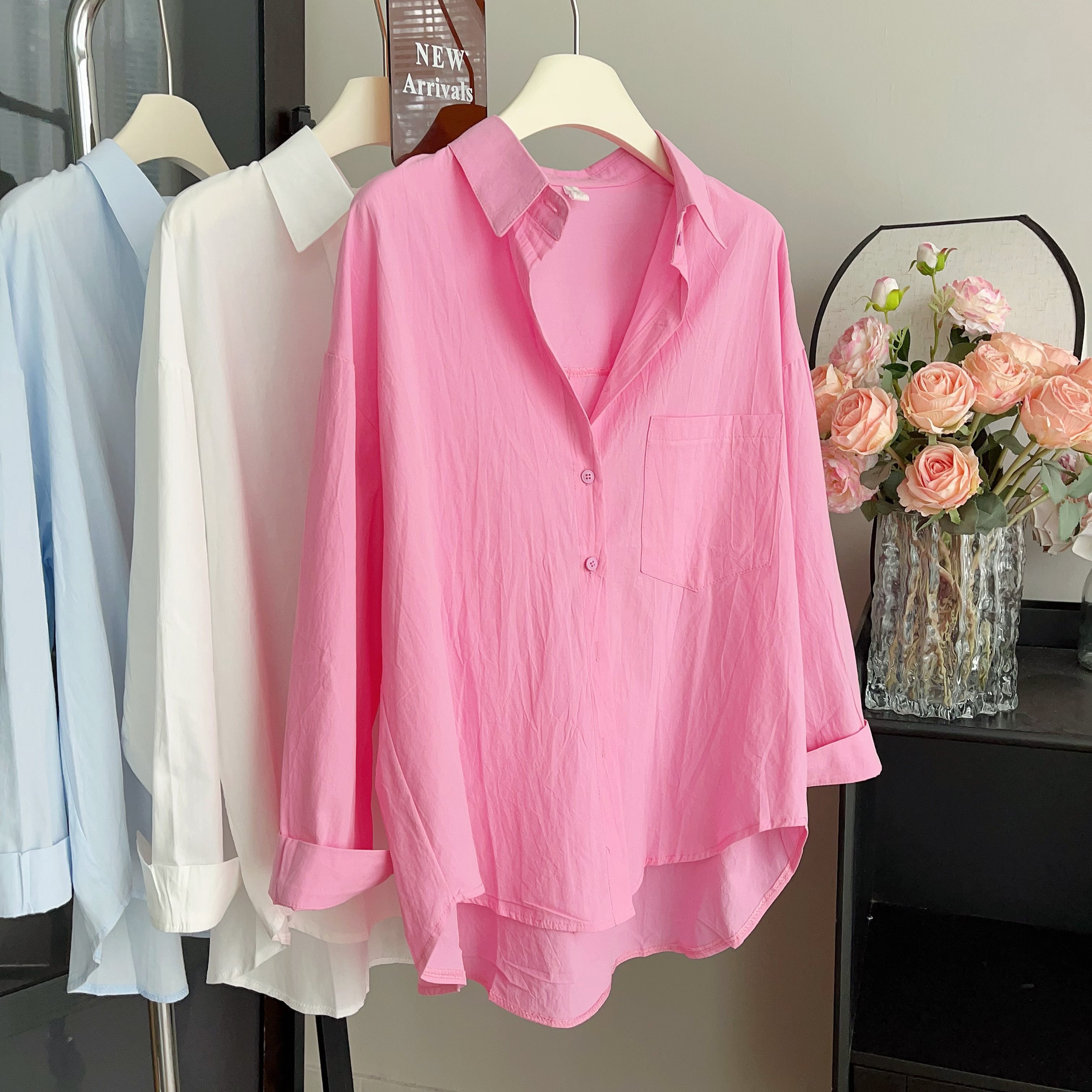 玫红色中长款棉麻衬衫女2024春款新款前短后长休闲衬衣上衣薄外套