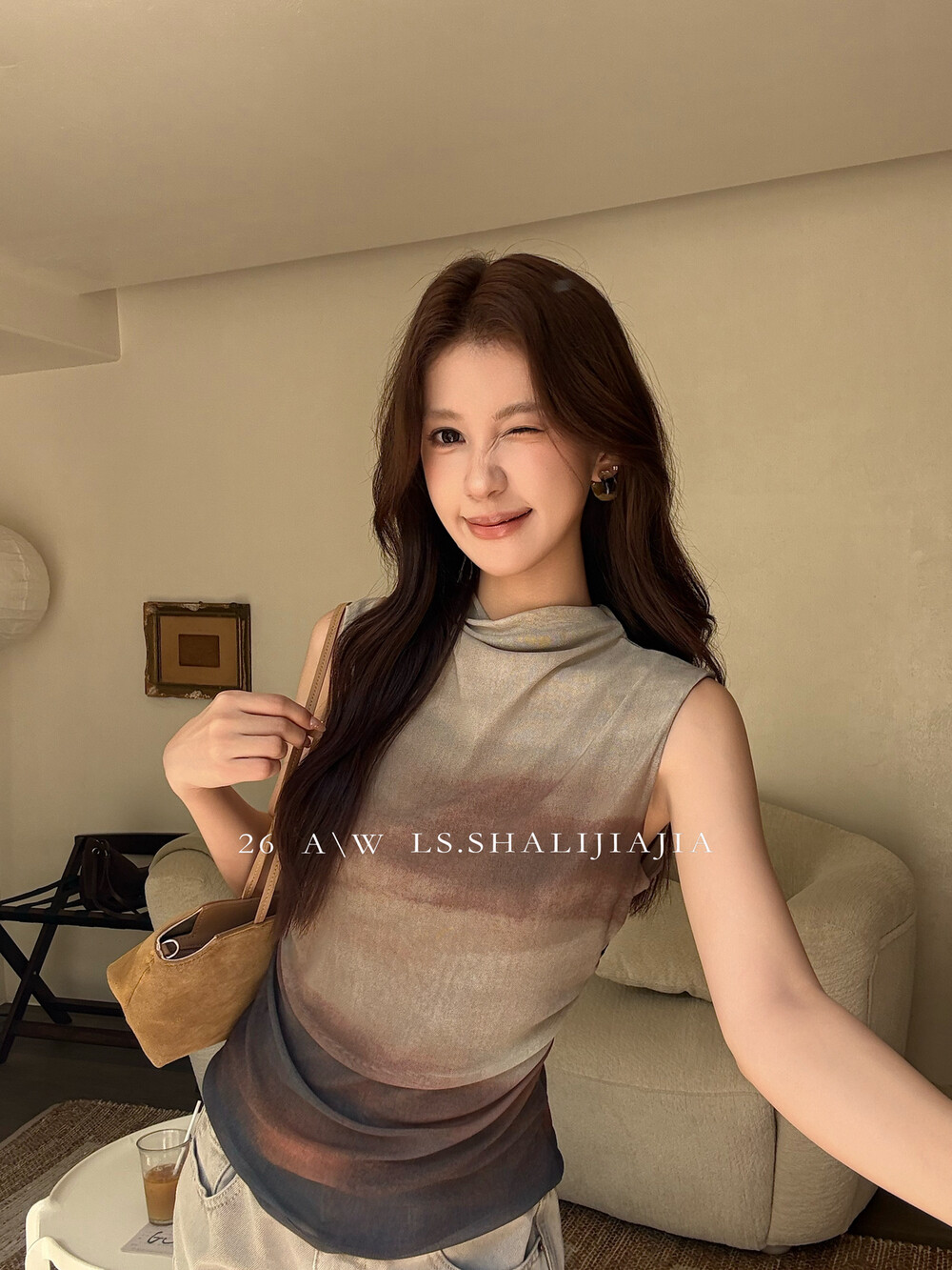 LS复古渐变晕染半高领无袖背心女早秋新款收腰显瘦设计感打底上衣