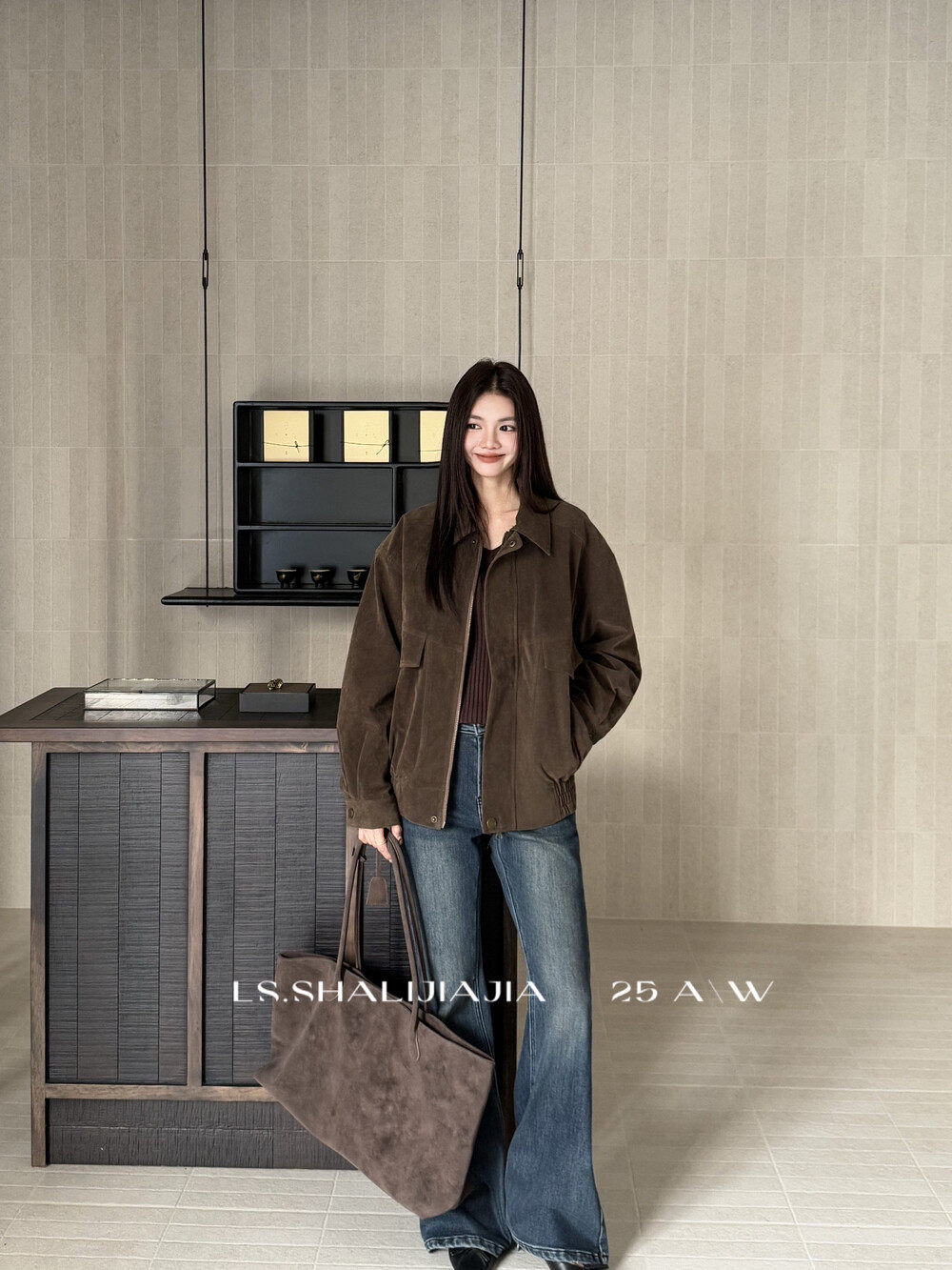 LS复古翻领皮衣外套女秋冬2025新款高级感休闲百搭夹克上衣22881