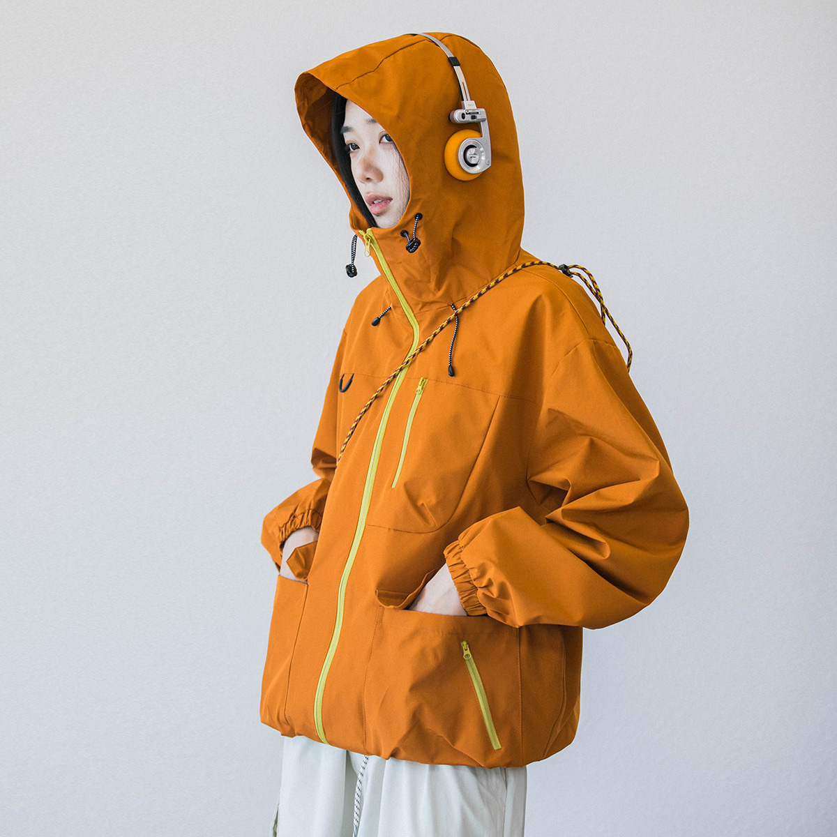 Epicsocotra山系户外机能三防连帽冲锋衣工装情侣夹克橙色外套