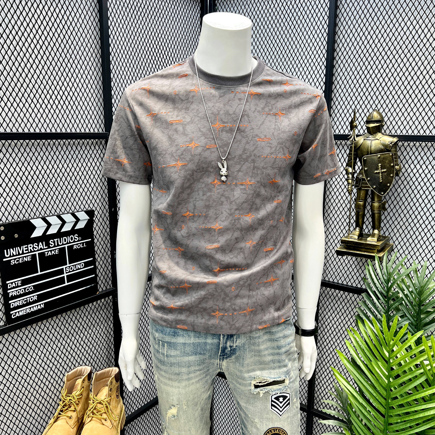 2026夏季男士冰丝短袖T恤烧花设计感上衣潮流爆款轻奢破洞帅气t衫