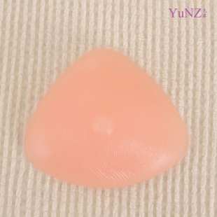 三角型硅胶轻质透气轻体的义乳义胸假胸乳房