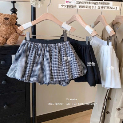 白色花苞裤裙女夏季薄2025新款高腰休闲蓬蓬裙裤a字阔腿灯笼短裤
