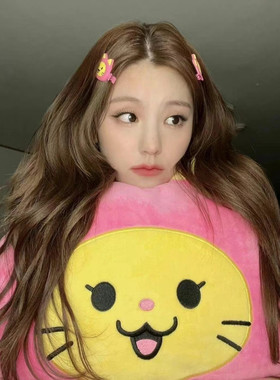 韩国女团ITZY WDZY 抱枕情侣节日礼物Lia Ryujin 日系萌TUK HATT