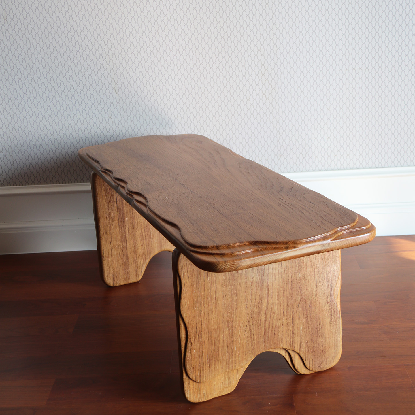 明院 原创设计师家具 柚木茶几 小茶桌 手工雕刻风格 “行云”桌