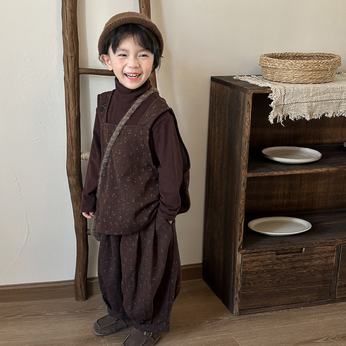 暮晨家新款秋装2025男童全棉碎花马甲上衣中小童灯笼裤两件套装,童装/婴儿装/亲子装,套装,淘宝优惠券,粉丝福利购,淘宝优惠卷