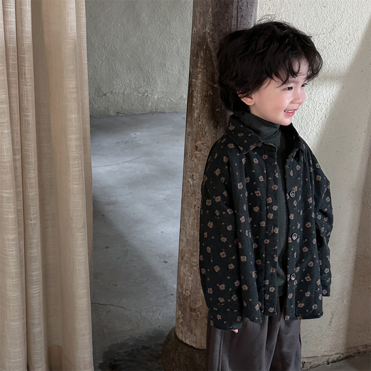 暮晨家新款冬装2024男童加绒碎花衬衫外套中小童森系保暖加厚衬衣