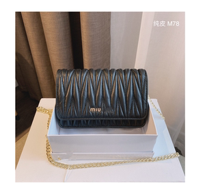 miumiu包包价格_miumiu包包图片- 星期三 miumiu包包价格_miumiu包包图片- 星期三