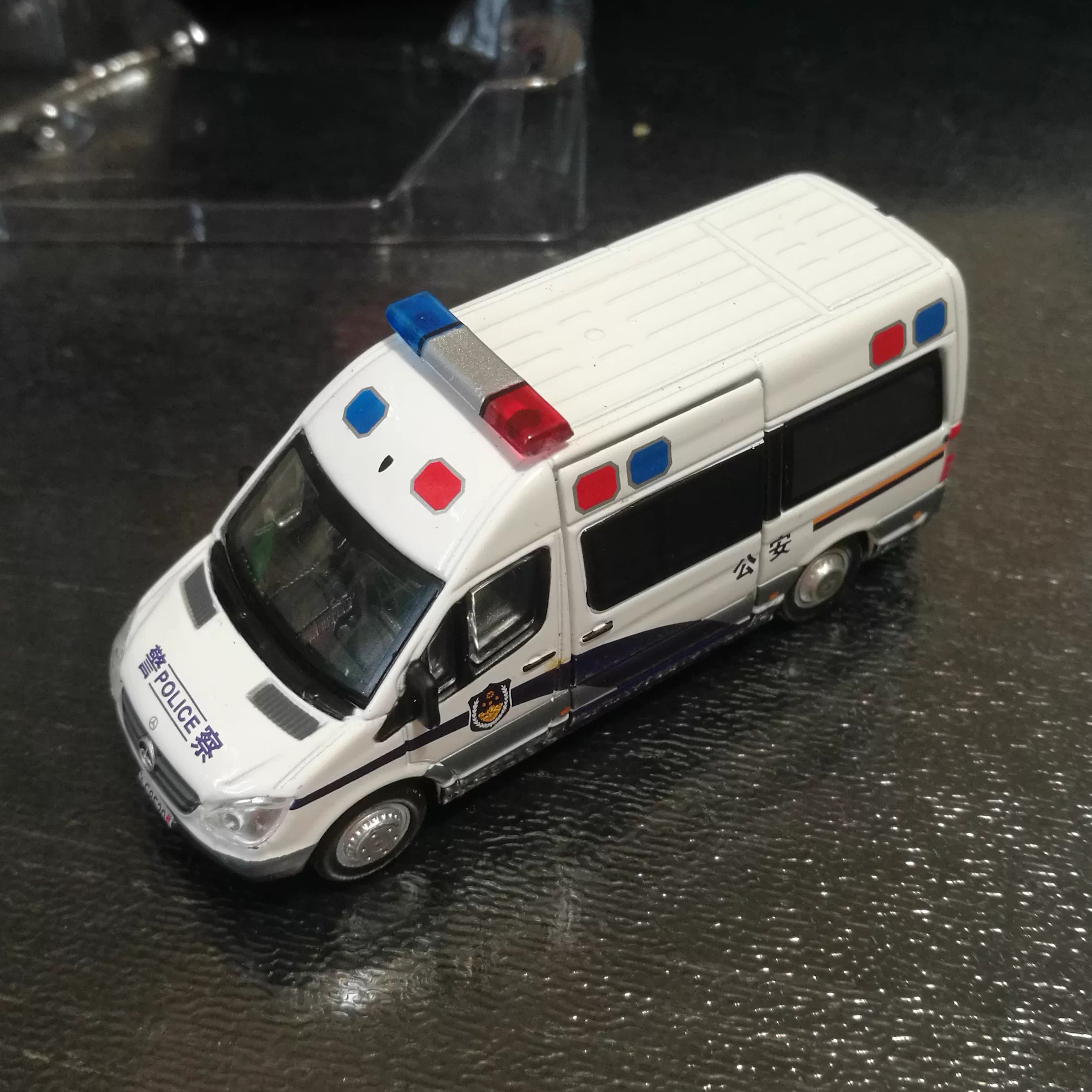 TINY微影汽车模型平治奔驰斯宾特上海警车牌E8520比例1:76 #02