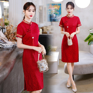 实拍新现货敬酒服新娘红色年轻款中式订婚结婚礼服中长款回门服